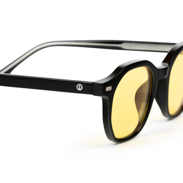 The favorite blue light glasses of biohackers &amp; high performers